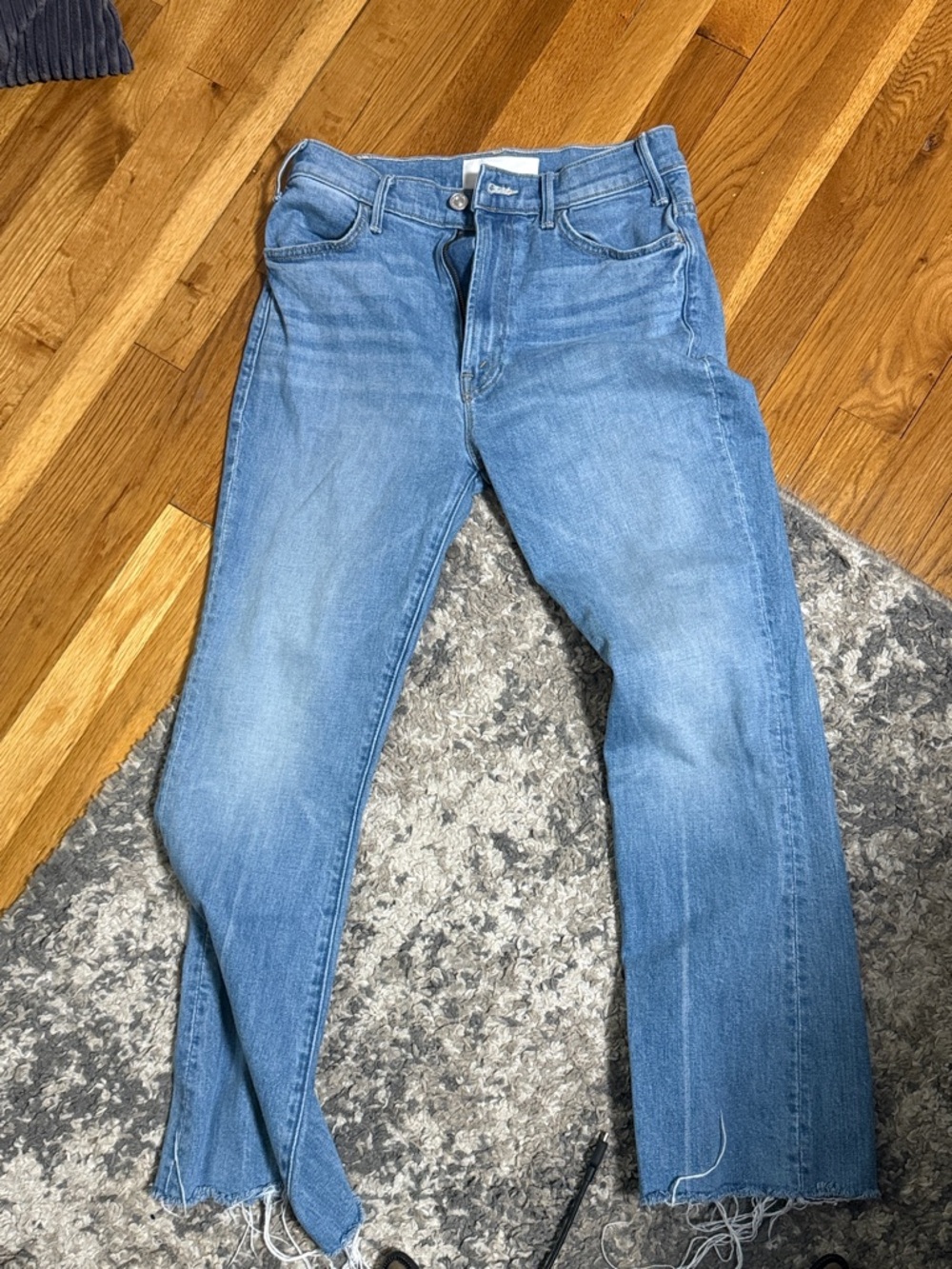 MOTHER Light Blue Denim Jeans - Size 28 - Picture 4 of 5
